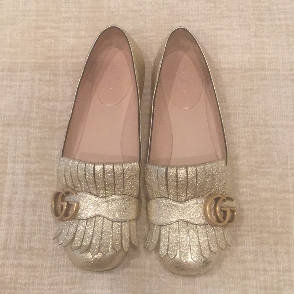 Gucci GG gold flats
